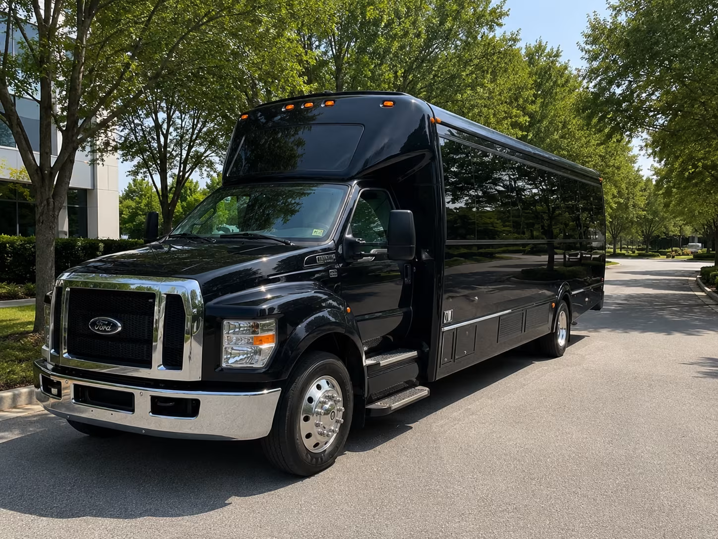 25 Passenger Party Bus
