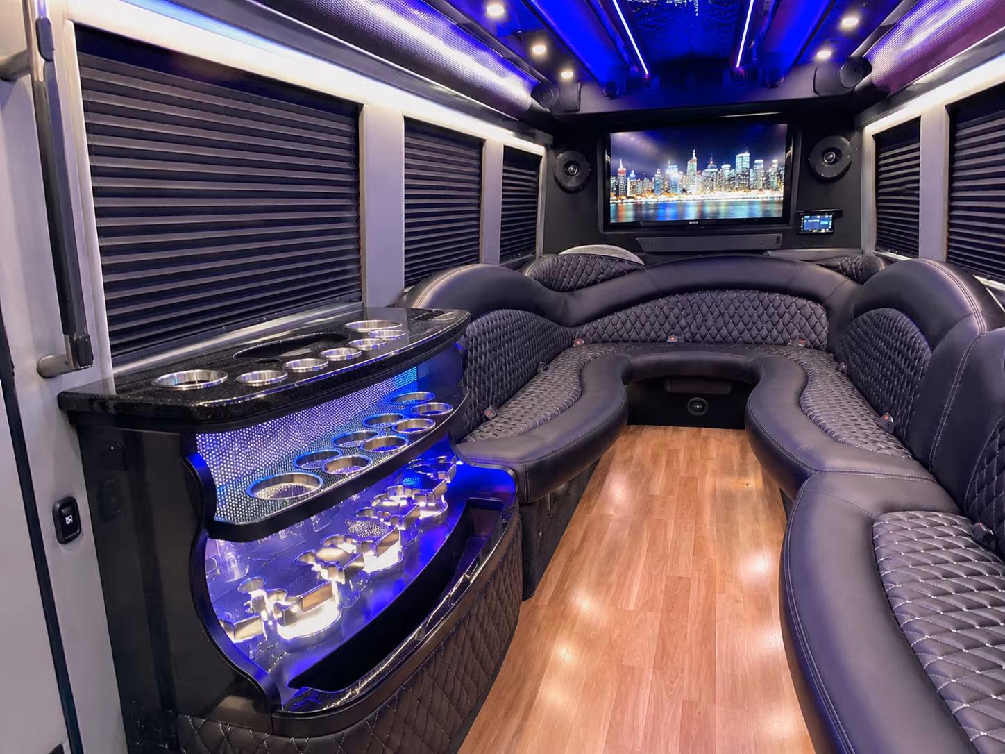 Buena Park Birthday, Sweet 16, & Quinceañera Party Bus Rentals